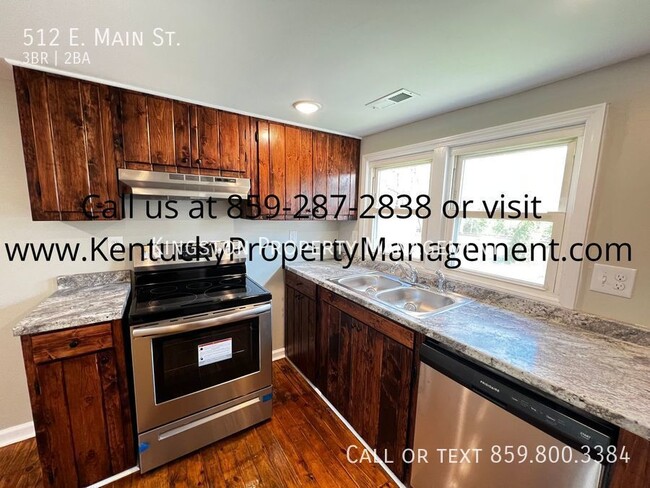 Building Photo - Beautifully Renovated 3 Bedroom House Now ...