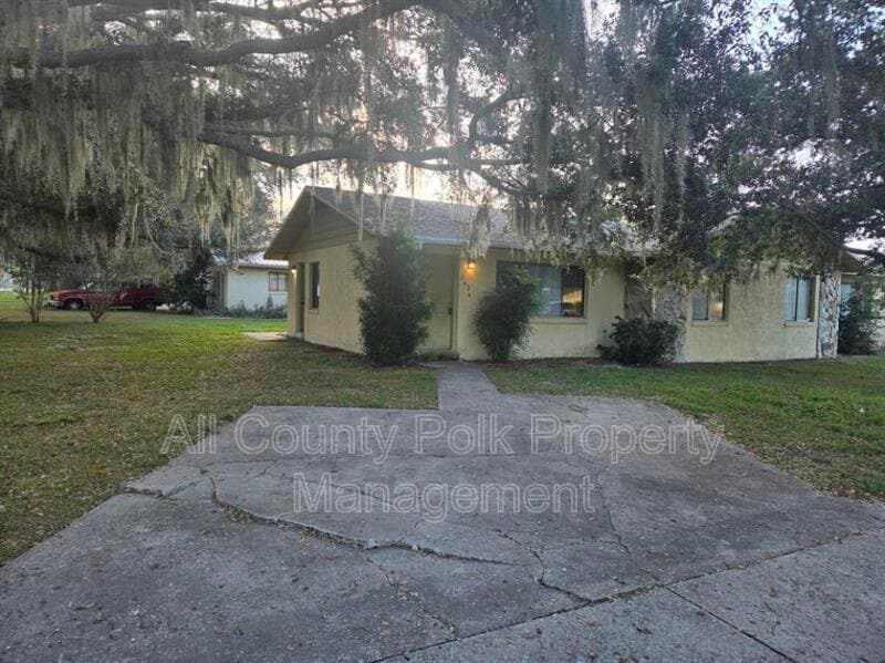 Primary Photo - 265 Leelon Rd