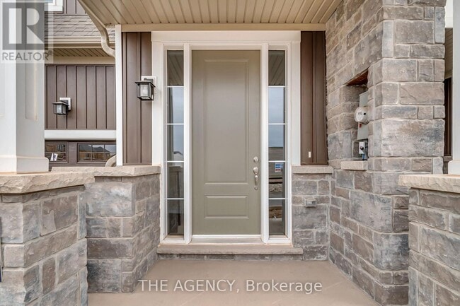 Building Photo - 13 Steer Rd