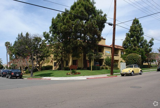 Building Photo - La Fonda