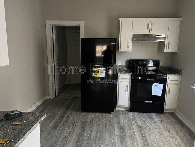 Foto del edificio - 333 Carolina Ave