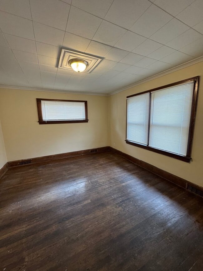 Building Photo - 1421 Crosby St