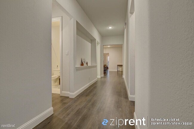 Foto del edificio - 4 br, 3.5 bath House - 1913 Cathedral Driv...