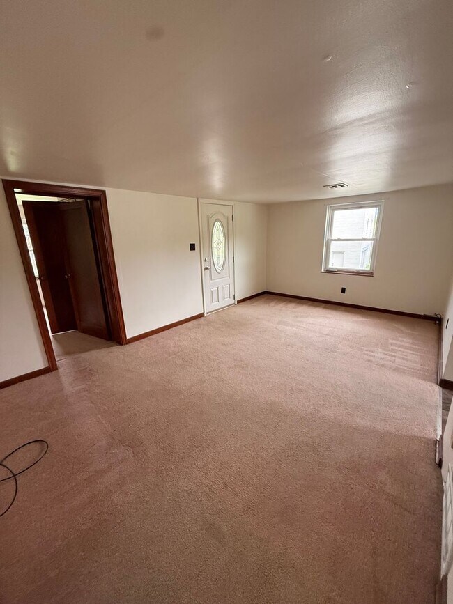 Foto del edificio - 4955 Bull Creek Rd