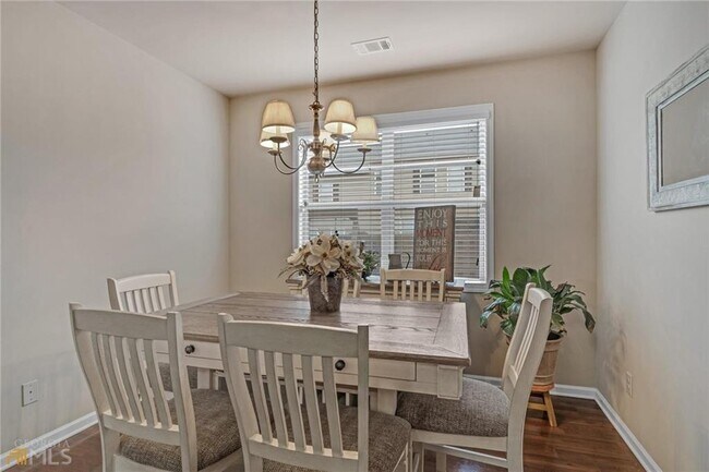 Foto del edificio - 413 Fern Bay Dr SW