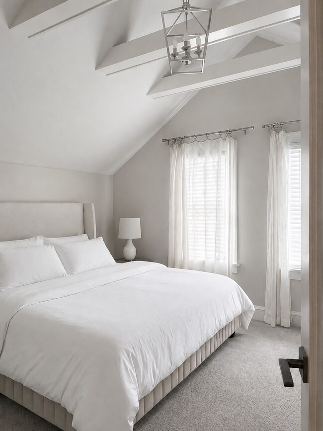 Foto del edificio - 4332 W 219th St