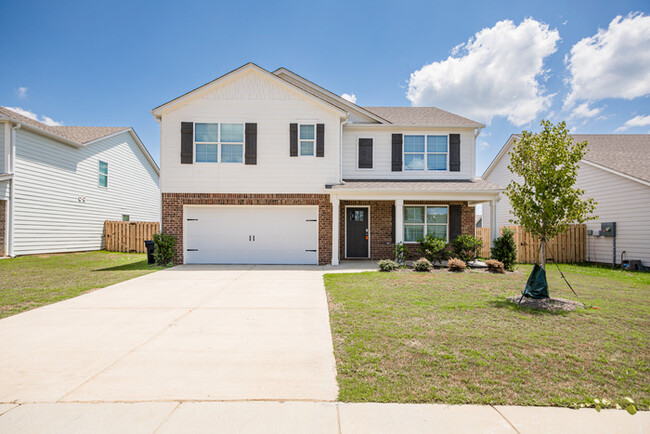Building Photo - Charming 5 Bedroom in Tuscaloosa!