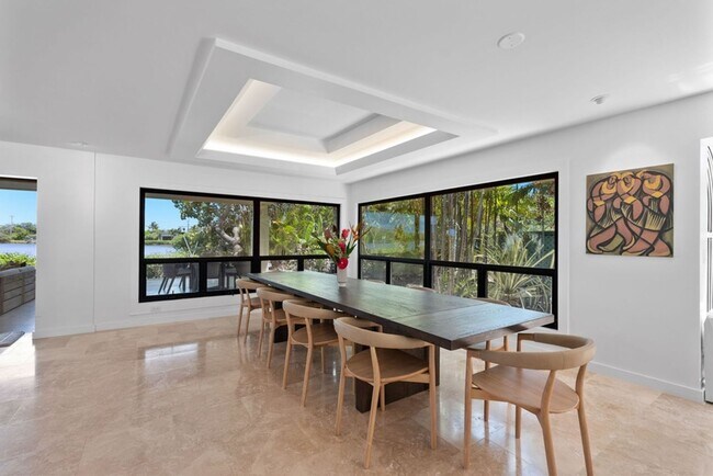 Foto del edificio - Honolulu Lagoonfront Villa | 4BR Courtyard...