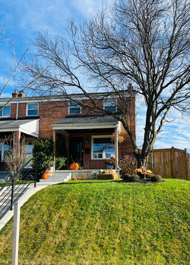 Primary Photo - 7823 Charlesmont Rd