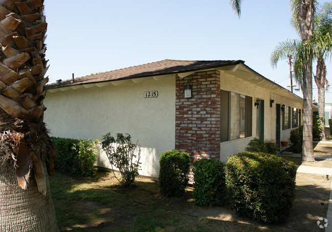 Building Photo - El Dorado Ave Apartments