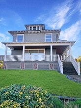 Building Photo - 924 N J St