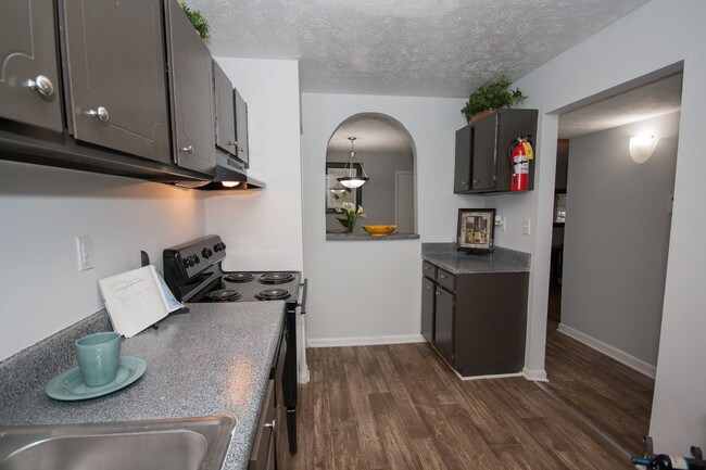 Lakeview Apartment Homes Stone Mountain Ga Apartments Com