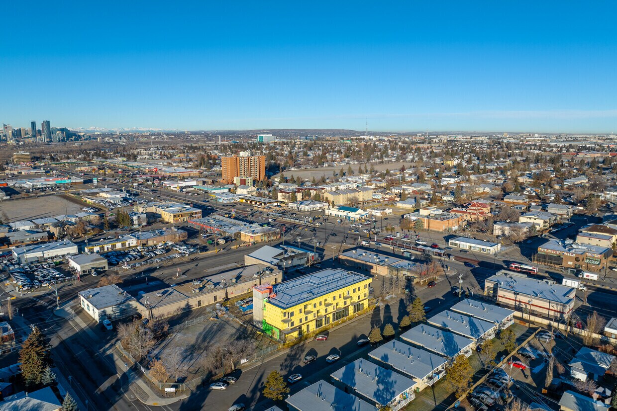 Novembre 2023 - 1823 37 St SE