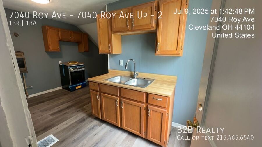 Foto del edificio - 7040 Roy Ave