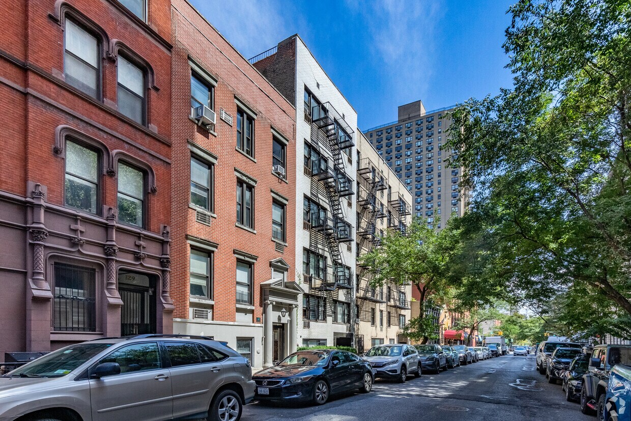 Foto principal - 133 E 17th St