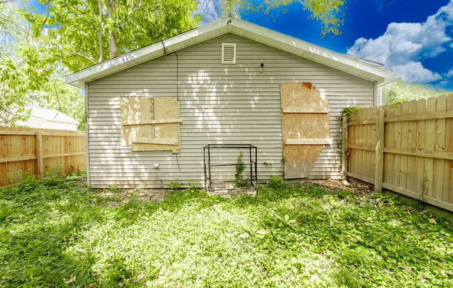 Photo - 1722 Gallagher St House