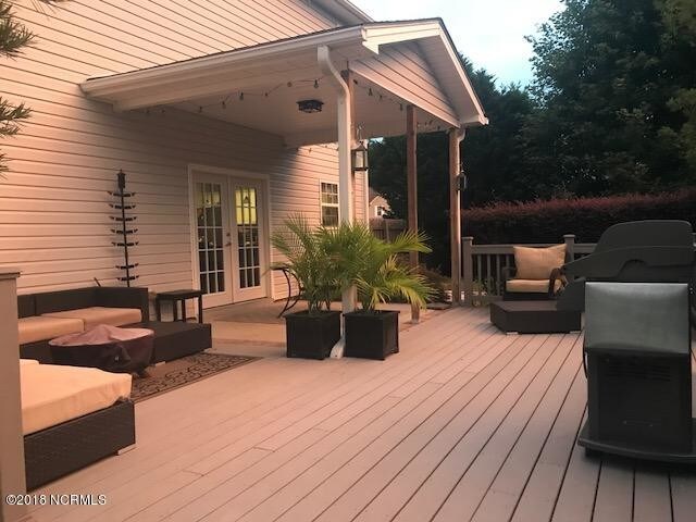 Foto del edificio - 210 Rudolph Ln