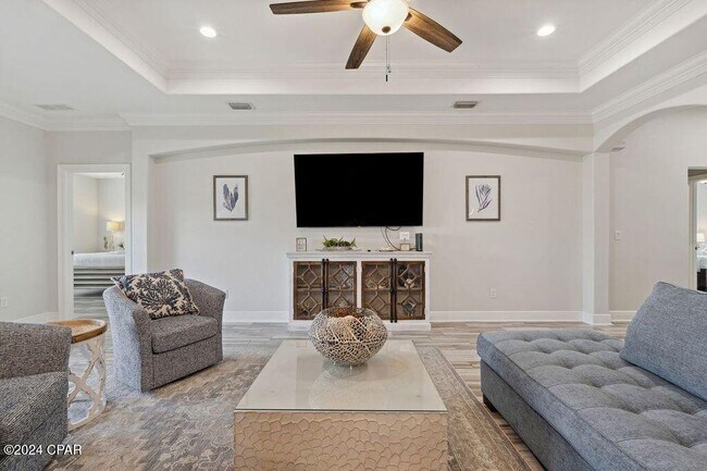 Foto del edificio - 4009 Silver Sands Rd