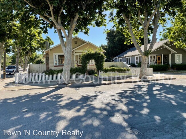 Building Photo - 2 br, 2 bath House - 203 San Lorenzo