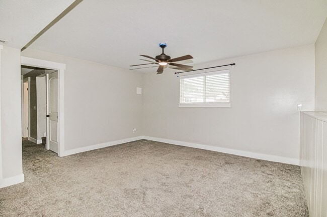 Foto del edificio - Remodeled Orem Home! Large Backyard! Amazing Location!