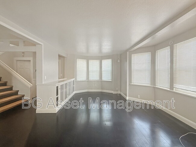 Building Photo - 2359 Prune St