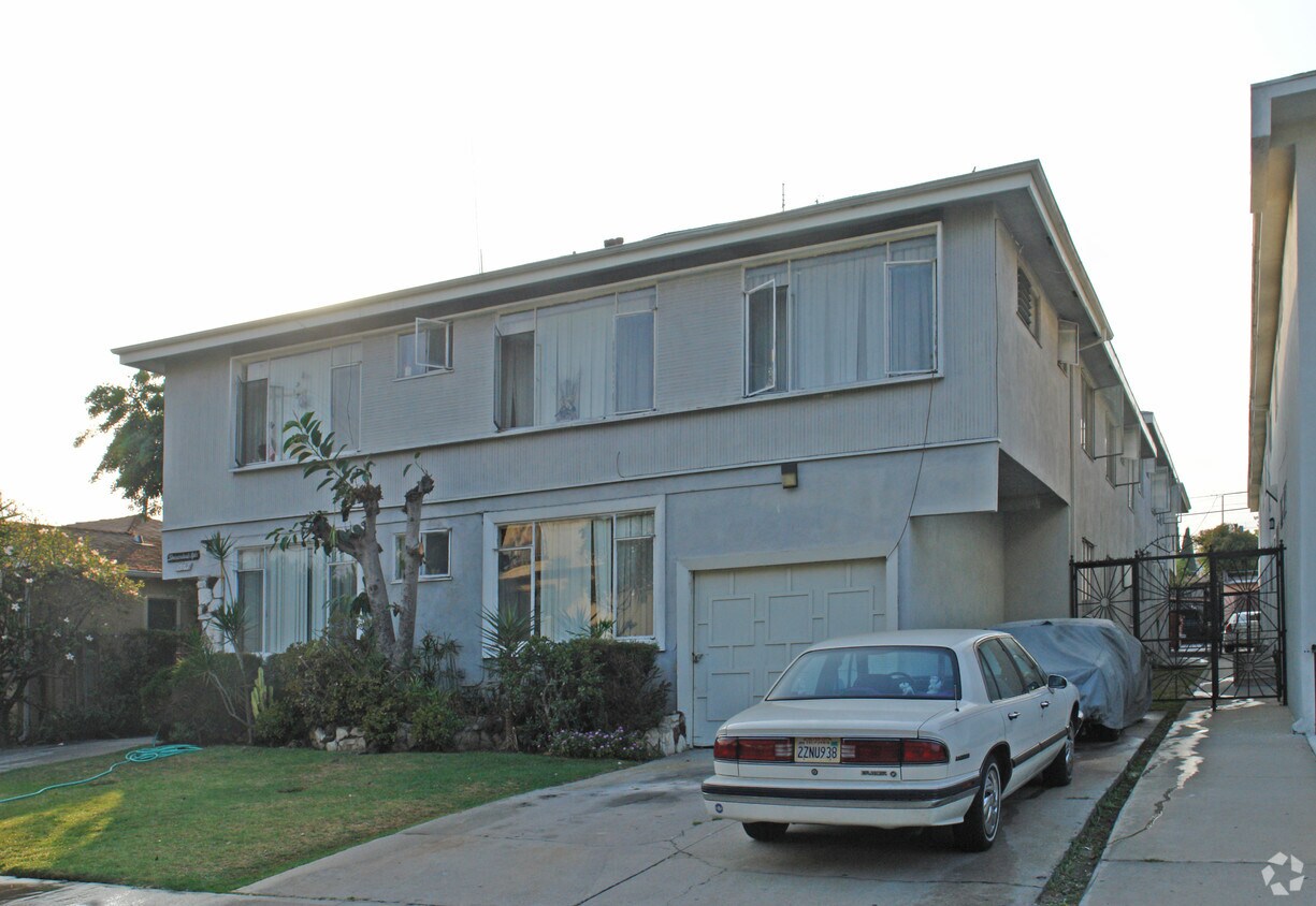Building Photo - 1967 S Shenandoah St