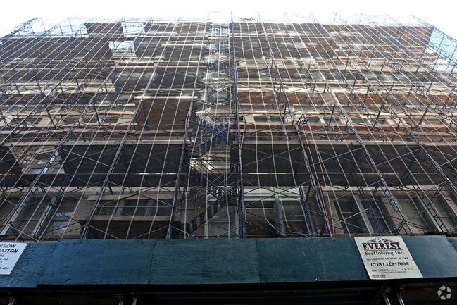 Building Photo - The Hallanan