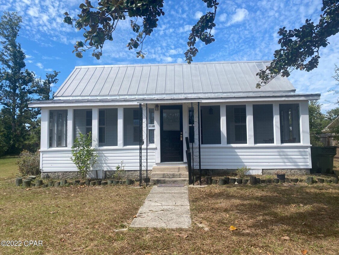 Primary Photo - 1110 Georgia Ave