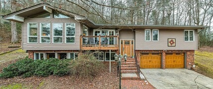 Building Photo - 40 Lochencove Ridge Rd