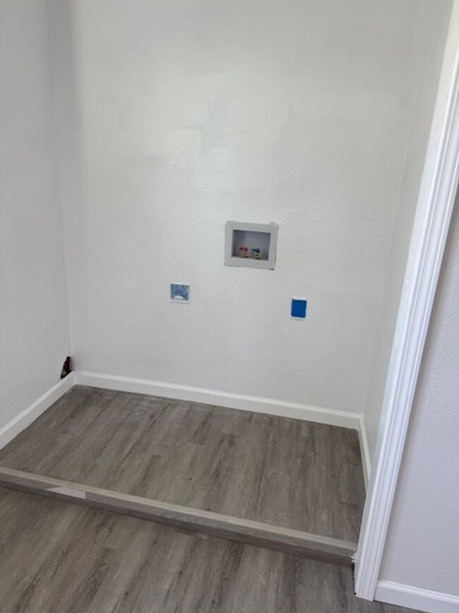 Building Photo - UPDATED HOUSE
