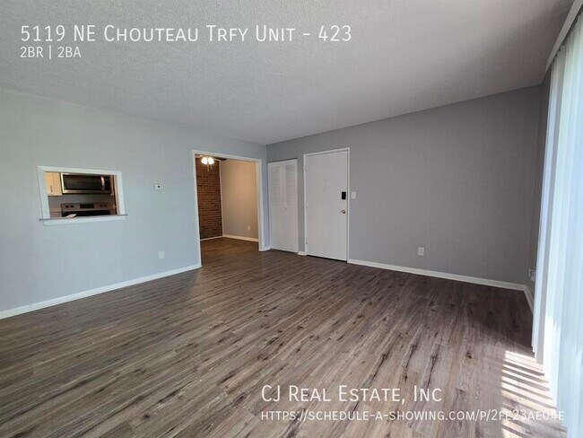 Foto del edificio - 5119 NE Chouteau Trafficway