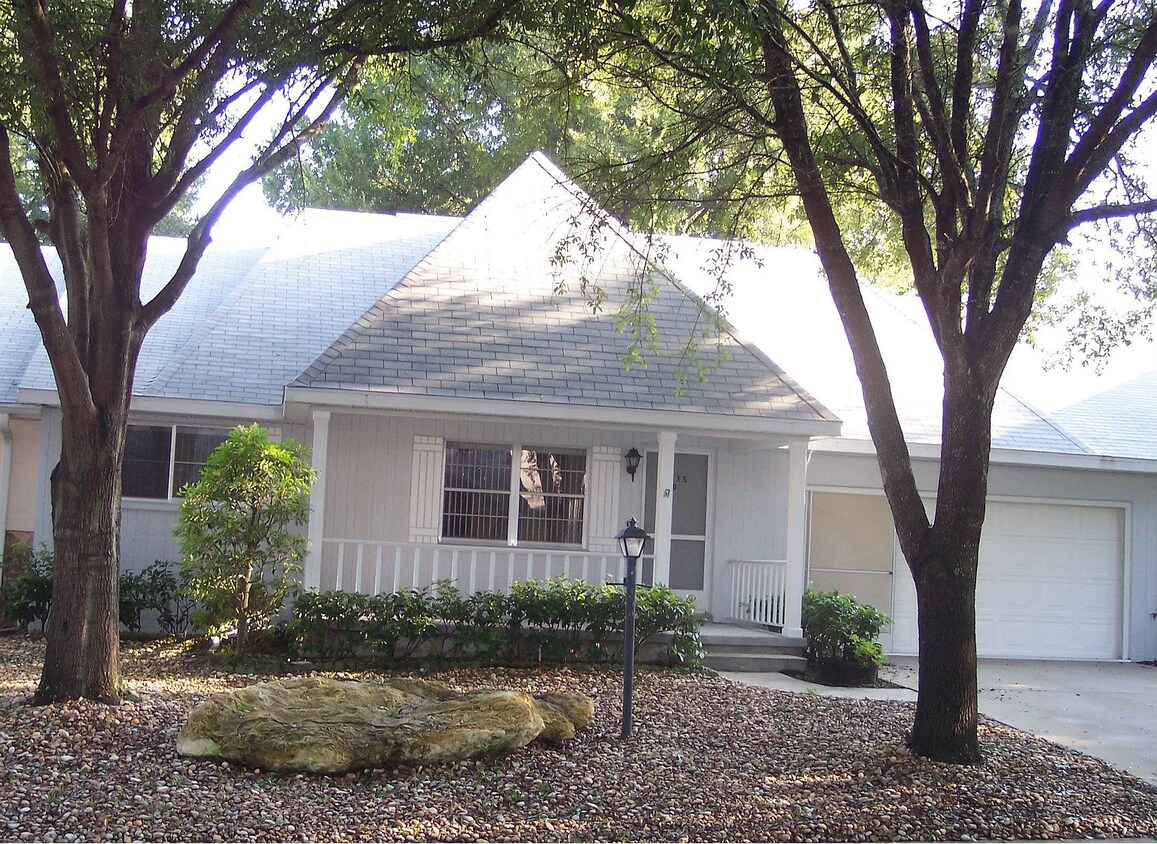 8435 SW 91 St Unit D, Ocala, FL 34481 Condo for Rent in Ocala, FL