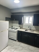 Building Photo - 114 Kirk Ave