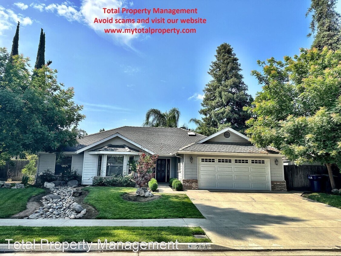 3 br, 2 bath House 213 E Wilson Ave. House Rental in Tulare, CA