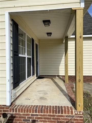 Building Photo - 706 Forest Valley Ln