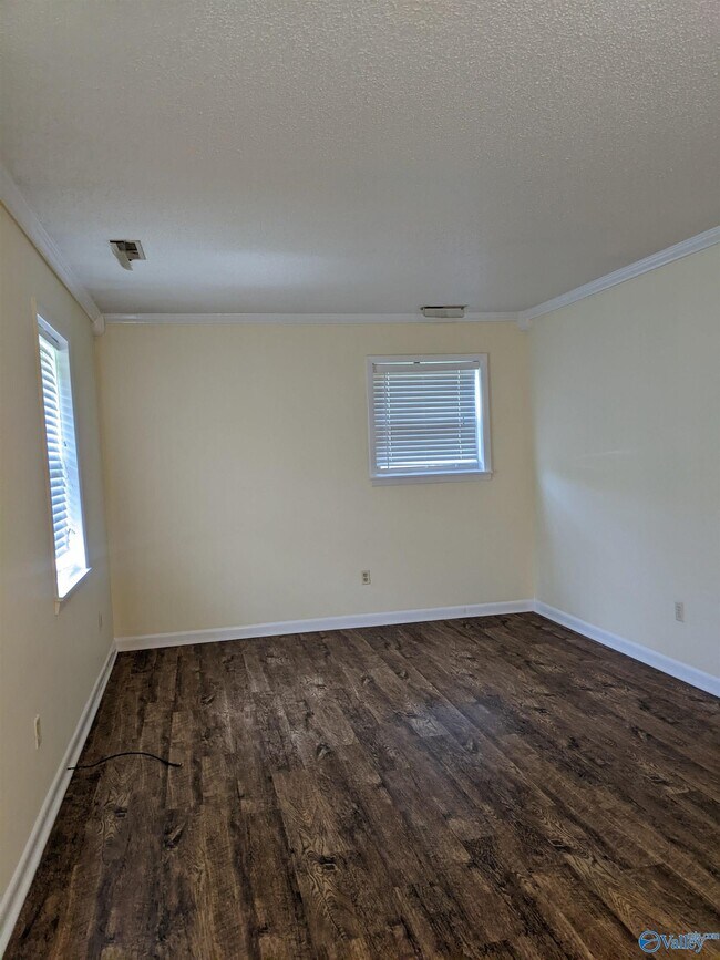 Foto del edificio - 14021 SW Wyandotte Dr