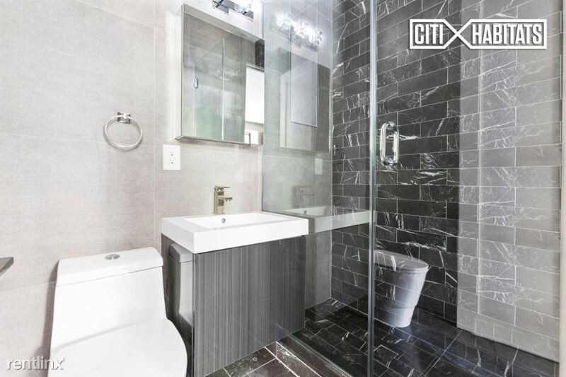 Foto principal - 124 E 117th St