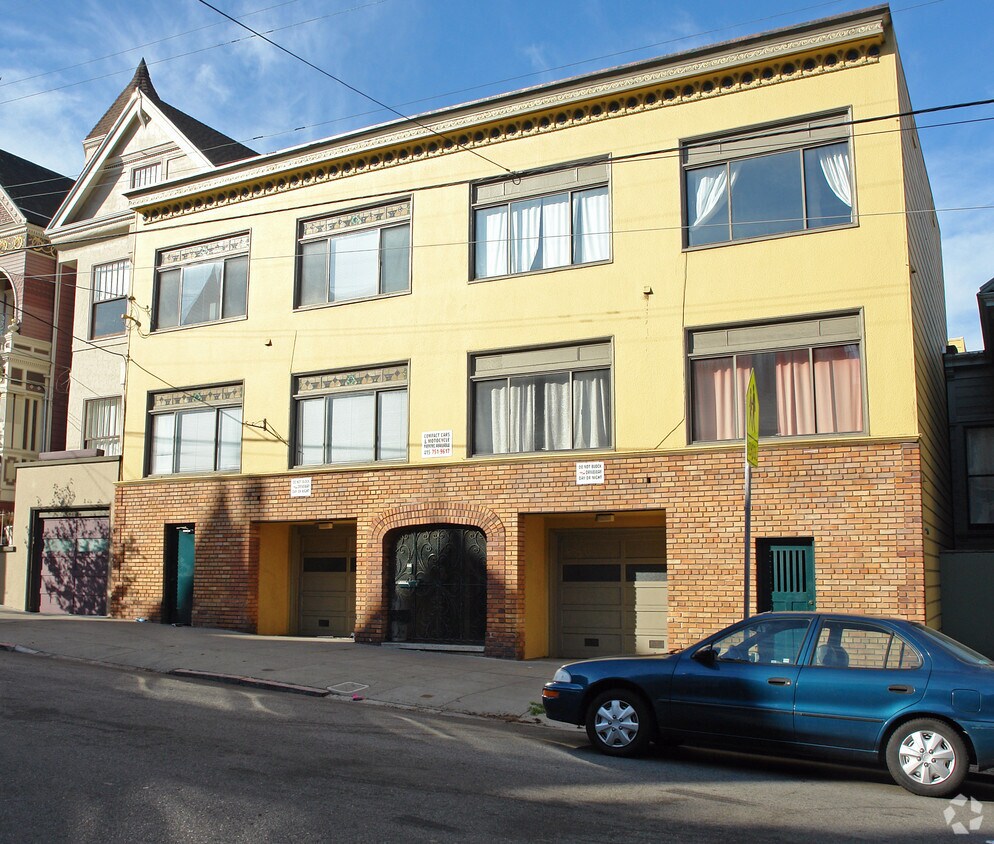 Building Photo - 445 Ashbury St