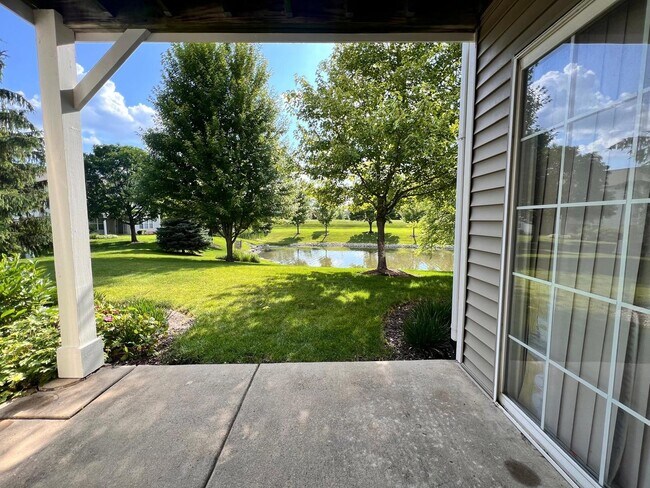 Building Photo - 2411 Sheehan Dr