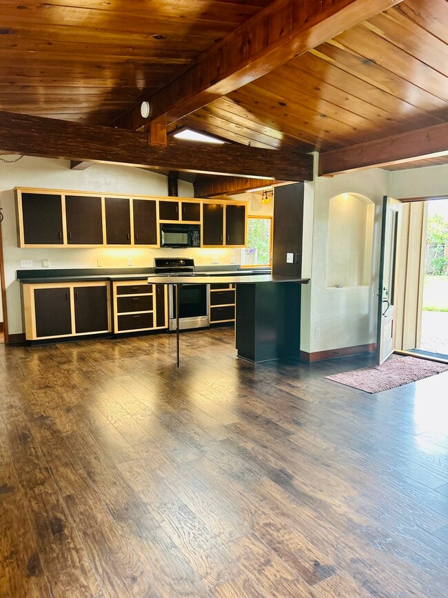 Building Photo - 13714 Nogales Dr