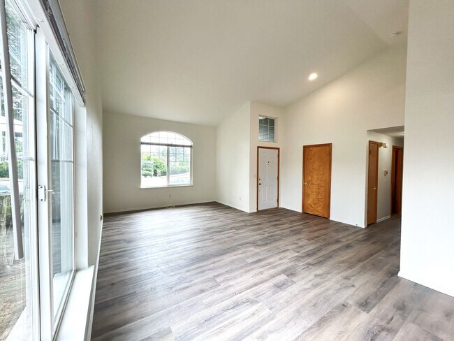 Foto del edificio - 3 bedroom Rambler in Browns point