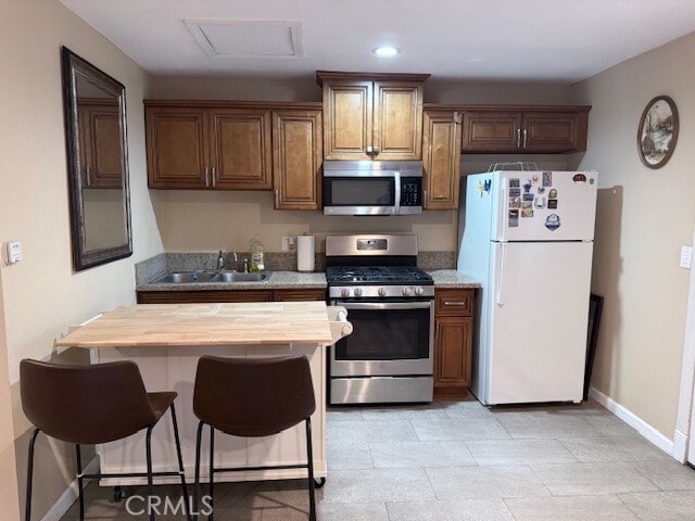 Building Photo - 8504 Catalina Ave