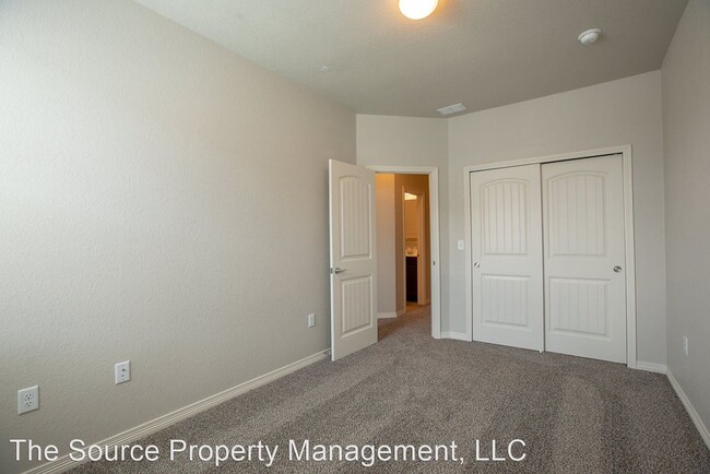 Foto del edificio - 3 br, 2.5 bath House - 3038 County Fair Ln 6