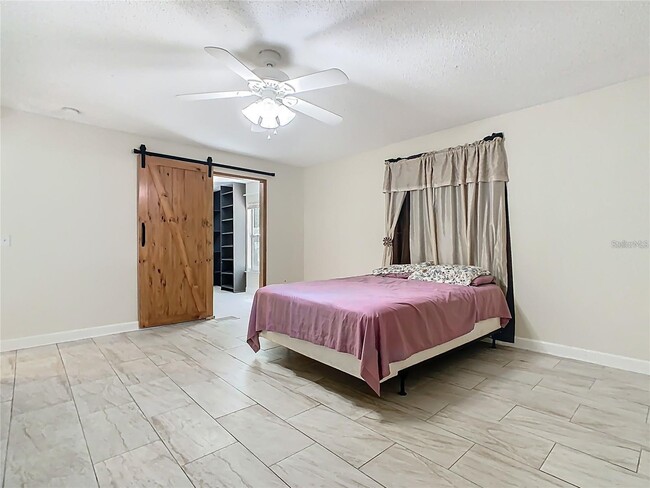 Foto del edificio - 3952 Warbler Dr