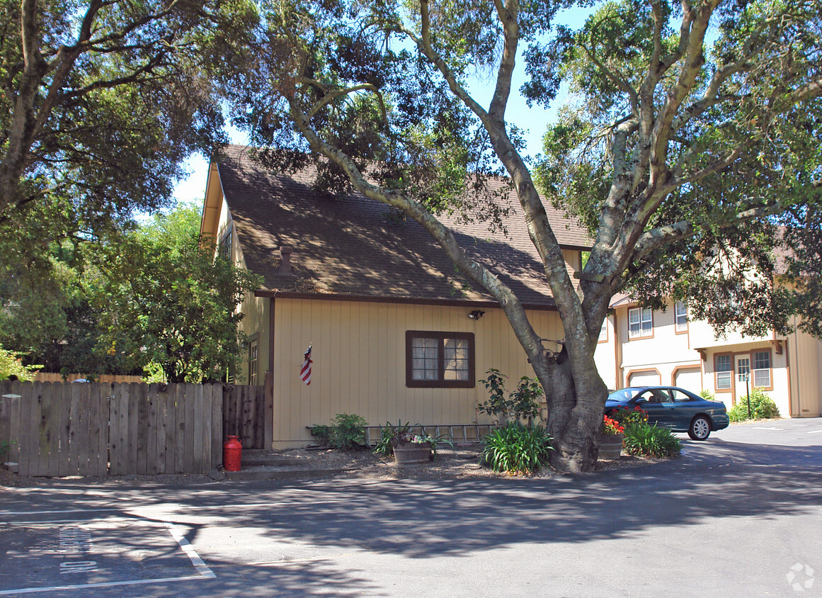 Foto del edificio - 253 Pleasant Hill Ave