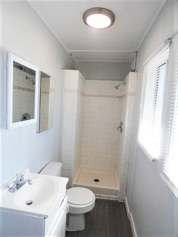 Foto del edificio - 702 E 7th St
