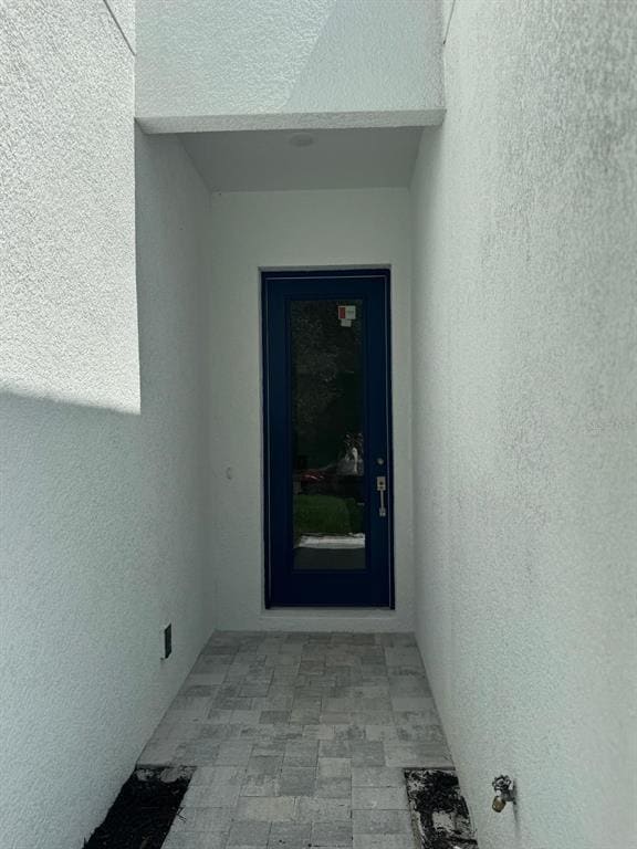 Building Photo - 9187-9189 N Travis Dr