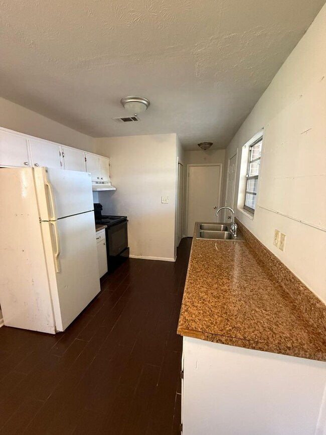 Foto del edificio - 1415 Connecticut St