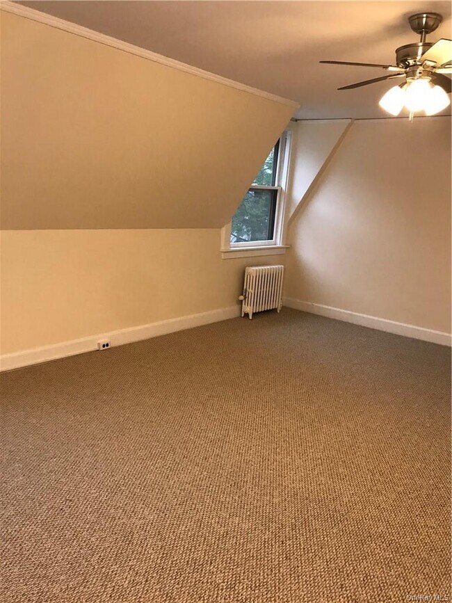 Building Photo - 57 Crows Nest Rd