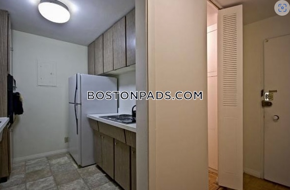 Building Photo - 1455 Commonwealth Ave.